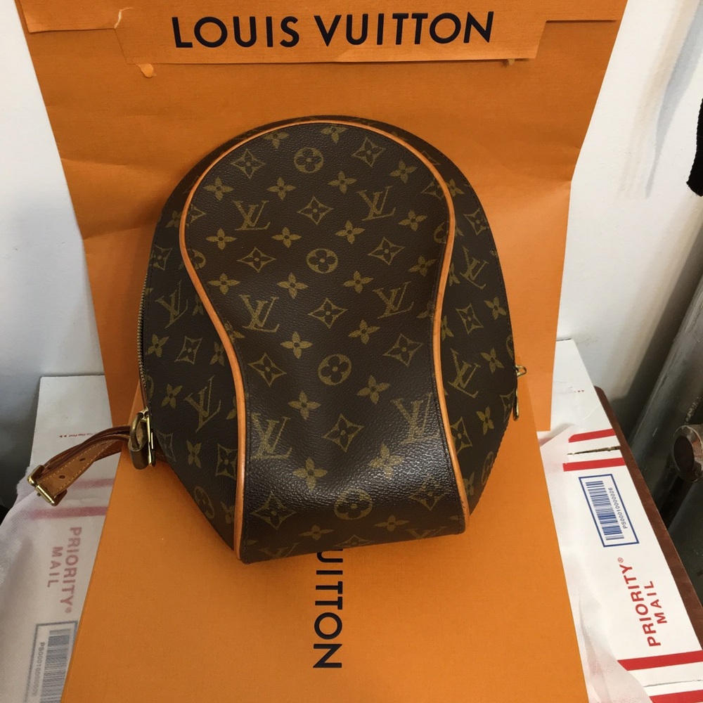 Louis Vuitton Monogram Ellipse Sac a Dos Backpack. With serial number Ml1001. - Picture 12 of 16